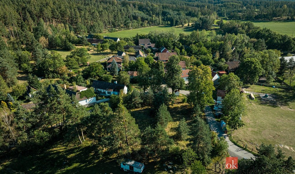 Prodej stavebního pozemku 2 135 m², Kadov – náhled fotky 29