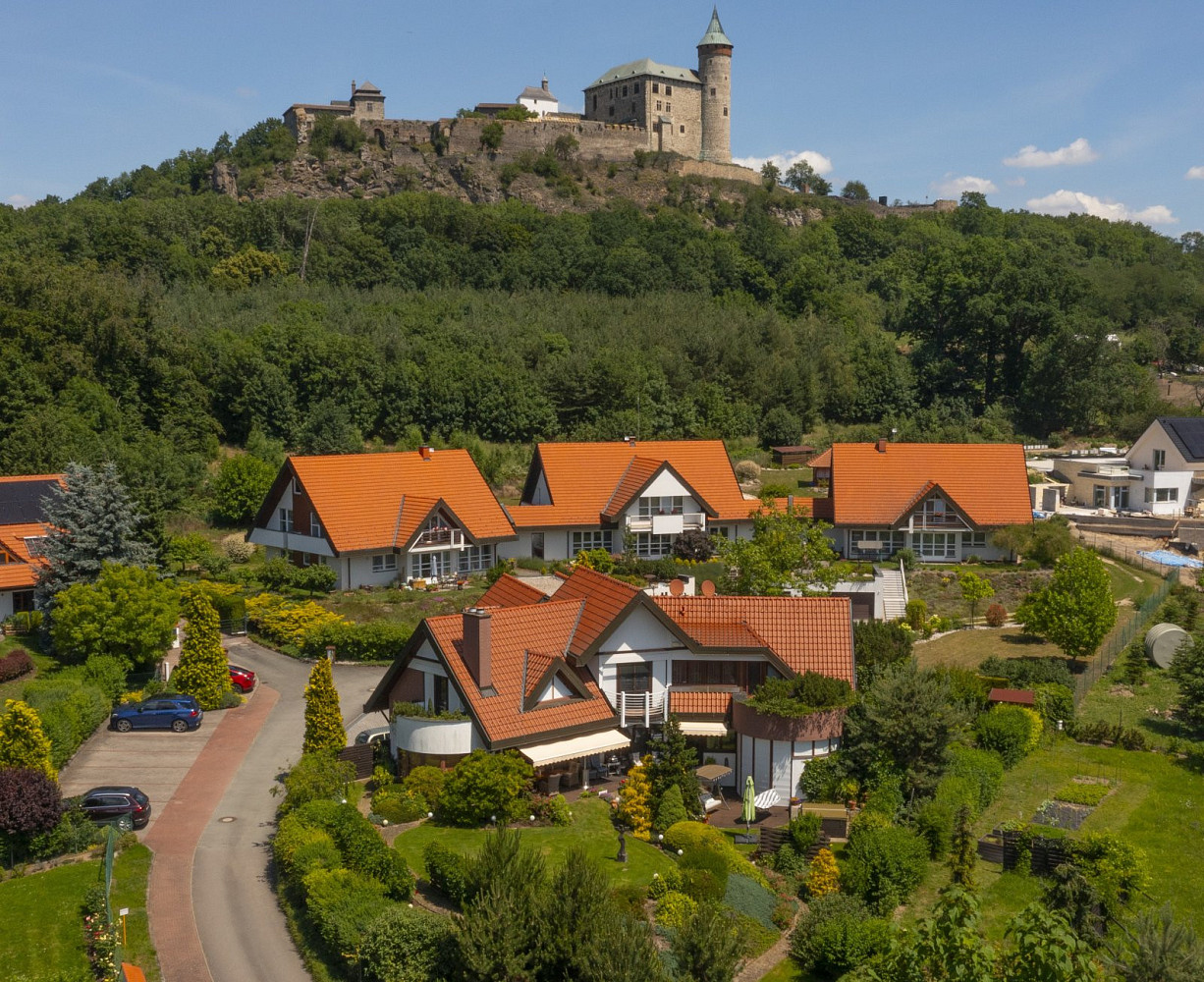 Prodej domu 718 m² s pozemkem 1 306 m²
