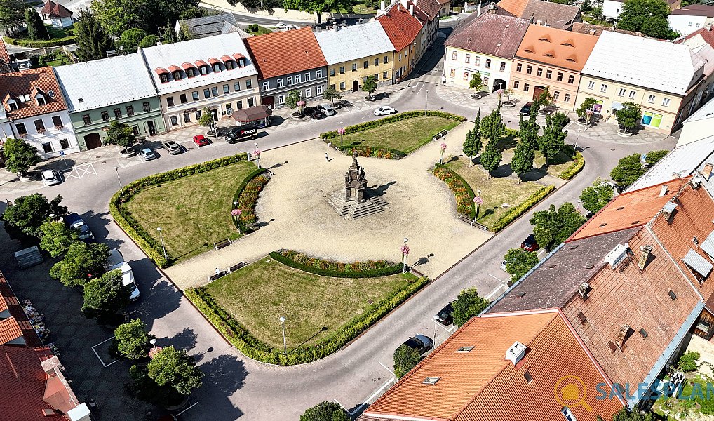 Prodej ubytovacího objektu 1 342 m², Doksy – náhled fotky 25