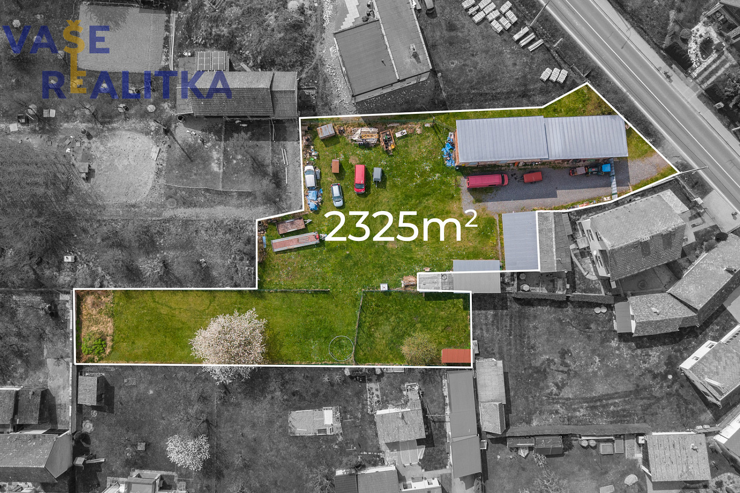 Prodej stavebního pozemku 2 325 m² – fotografie 2