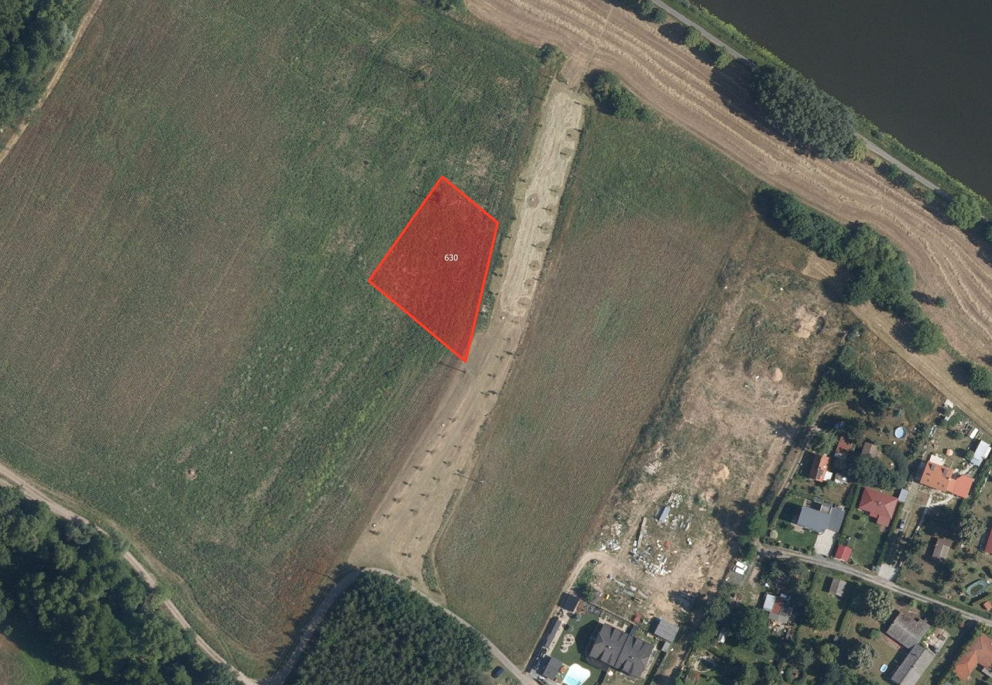 Prodej pole 16 786 m²