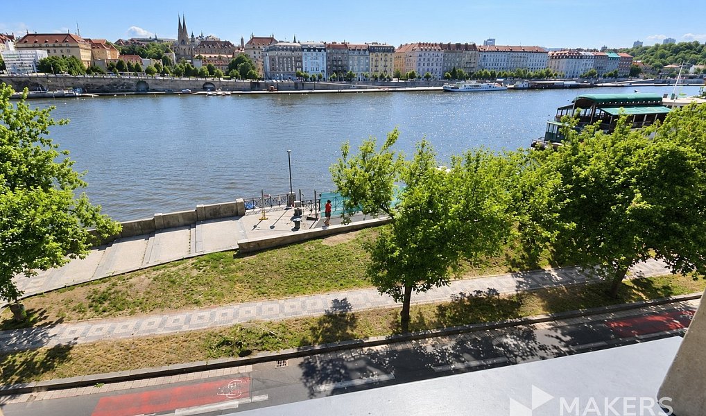 Pronájem bytu 3+kk 94 m², Praha – náhled fotky 3