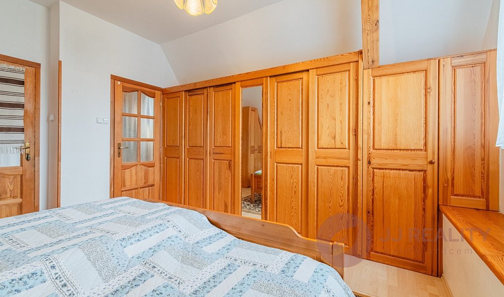 Prodej domu 271 m² s pozemkem 775 m², Šťáhlavy – náhled fotky 23