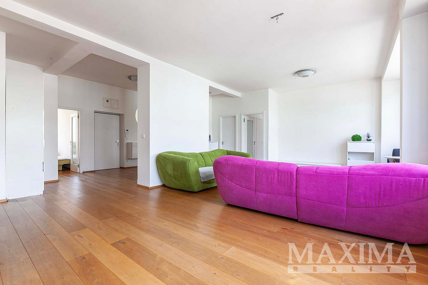 Pronájem bytu 2+kk 102 m² — photo 3