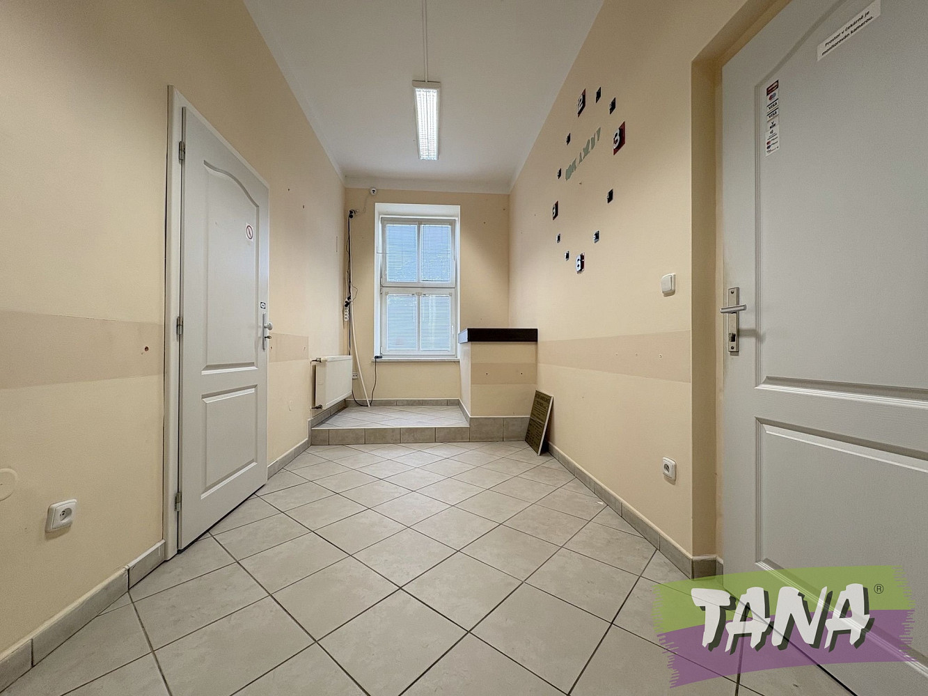 Pronájem komerčního objektu (jiného typu) 80 m² – fotografie 5
