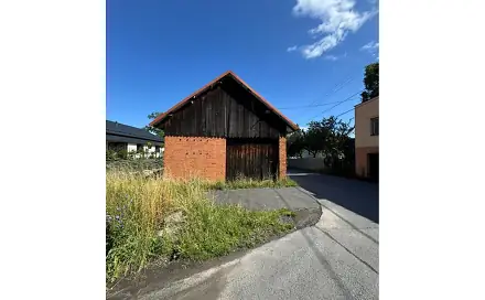Dražba domu 185 m² s pozemkem 4 325 m², Staříč