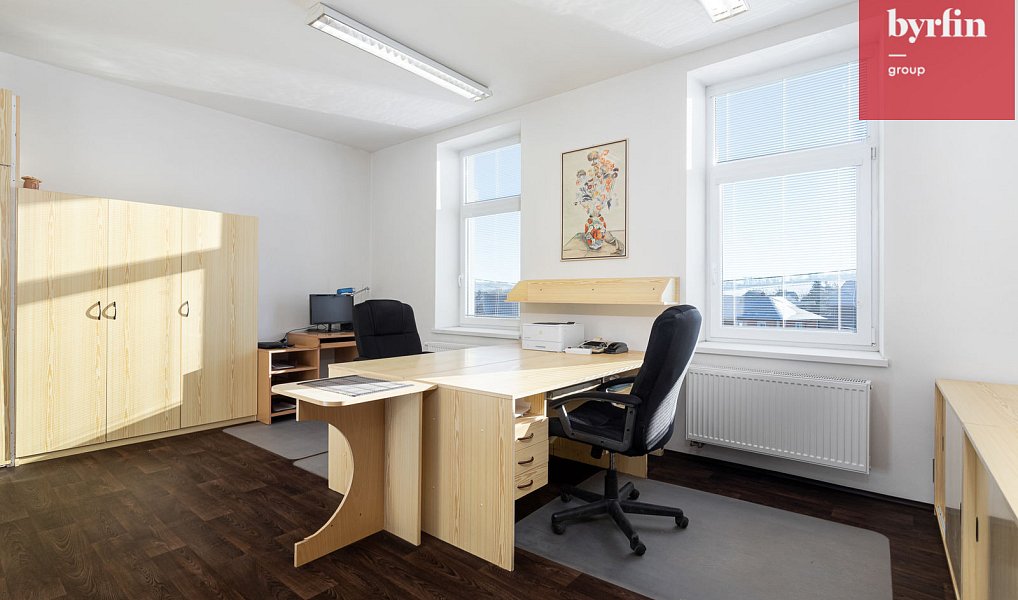 Prodej výrobních prostor 12 420 m², Krnov – náhled fotky 30