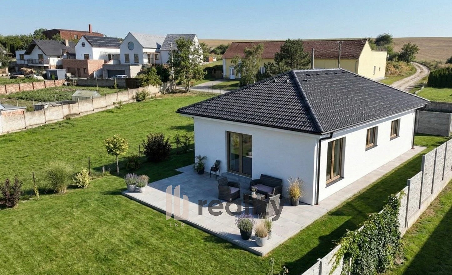 Prodej domu 102 m² s pozemkem 647 m² — photo 3