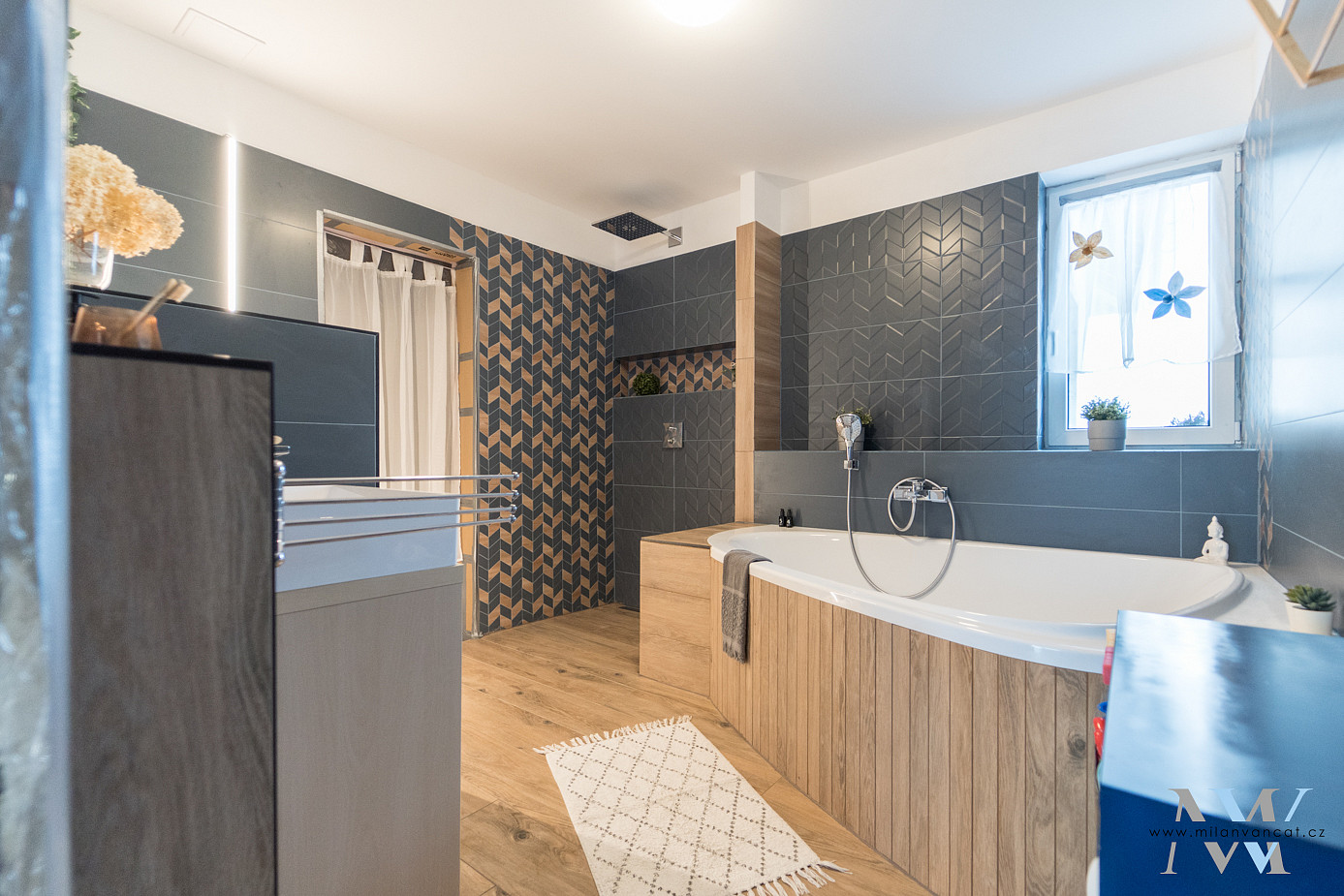Prodej domu 257 m² s pozemkem 1 805 m² – pohled 3