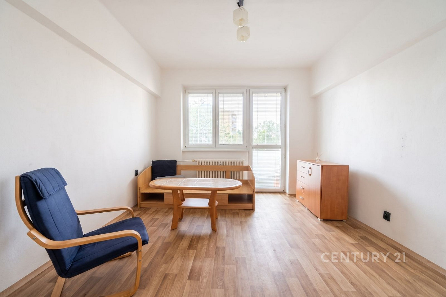 Pronájem bytu 1+1 37 m² — photo 3