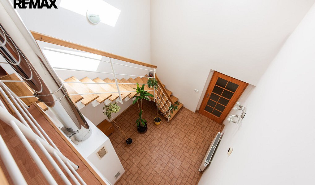 Prodej domu 209 m² s pozemkem 1 446 m², Bedihošť – náhled fotky 18