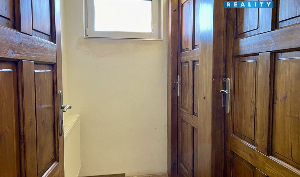 Pronájem restaurace 300 m², Blatná – náhled fotky 12