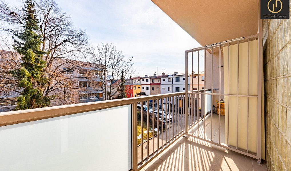 Prodej bytu 3+1 74 m², Praha – náhled fotky 12