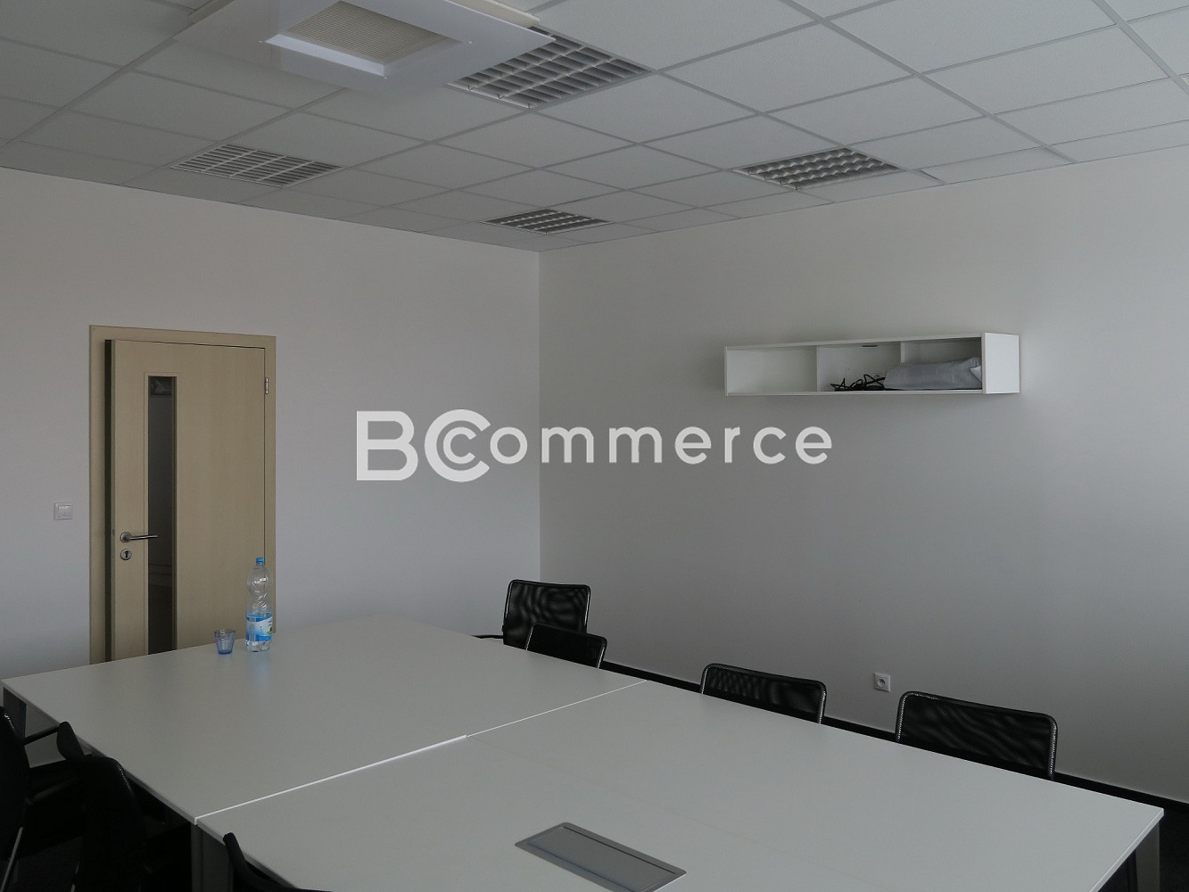 Pronájem kanceláře 28 m² — photo 4