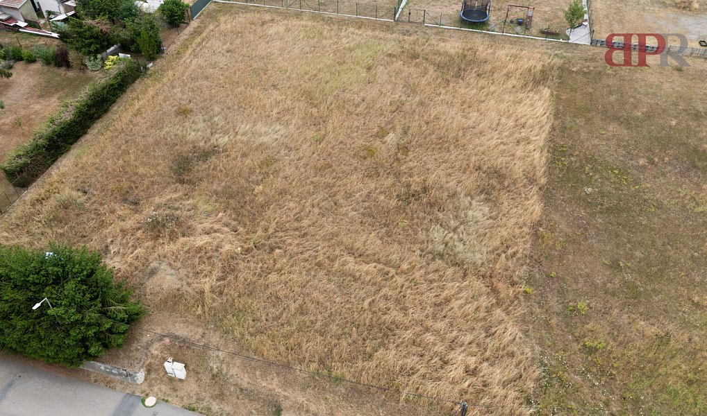Prodej stavebního pozemku 1 161 m², Struhařov – náhled fotky 2