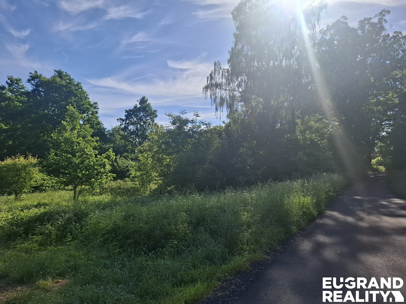 Prodej stavebního pozemku 2 930 m²