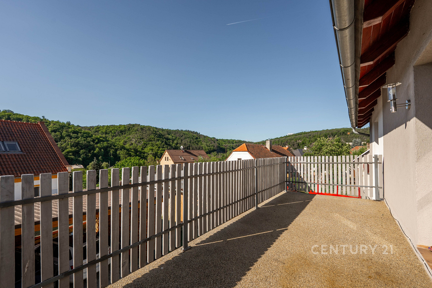 Prodej domu 236 m² s pozemkem 307 m² – fotografie 2