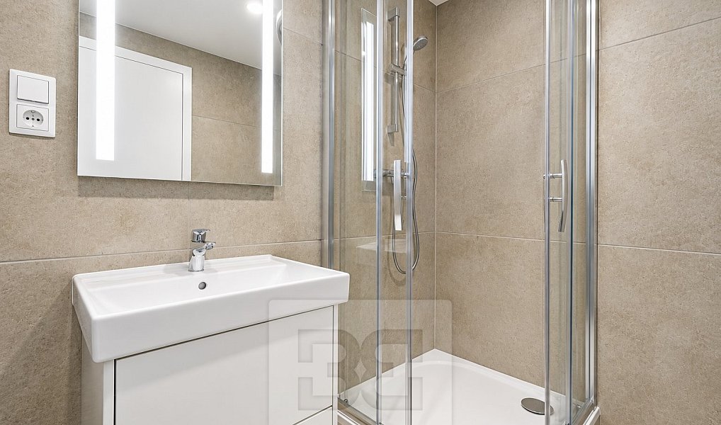 Pronájem bytu 1+kk 32 m², Praha – náhled fotky 10
