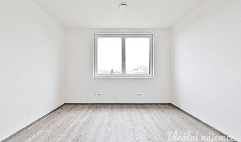 Pronájem bytu 3+kk 71 m², Dobřany – náhled fotky 12