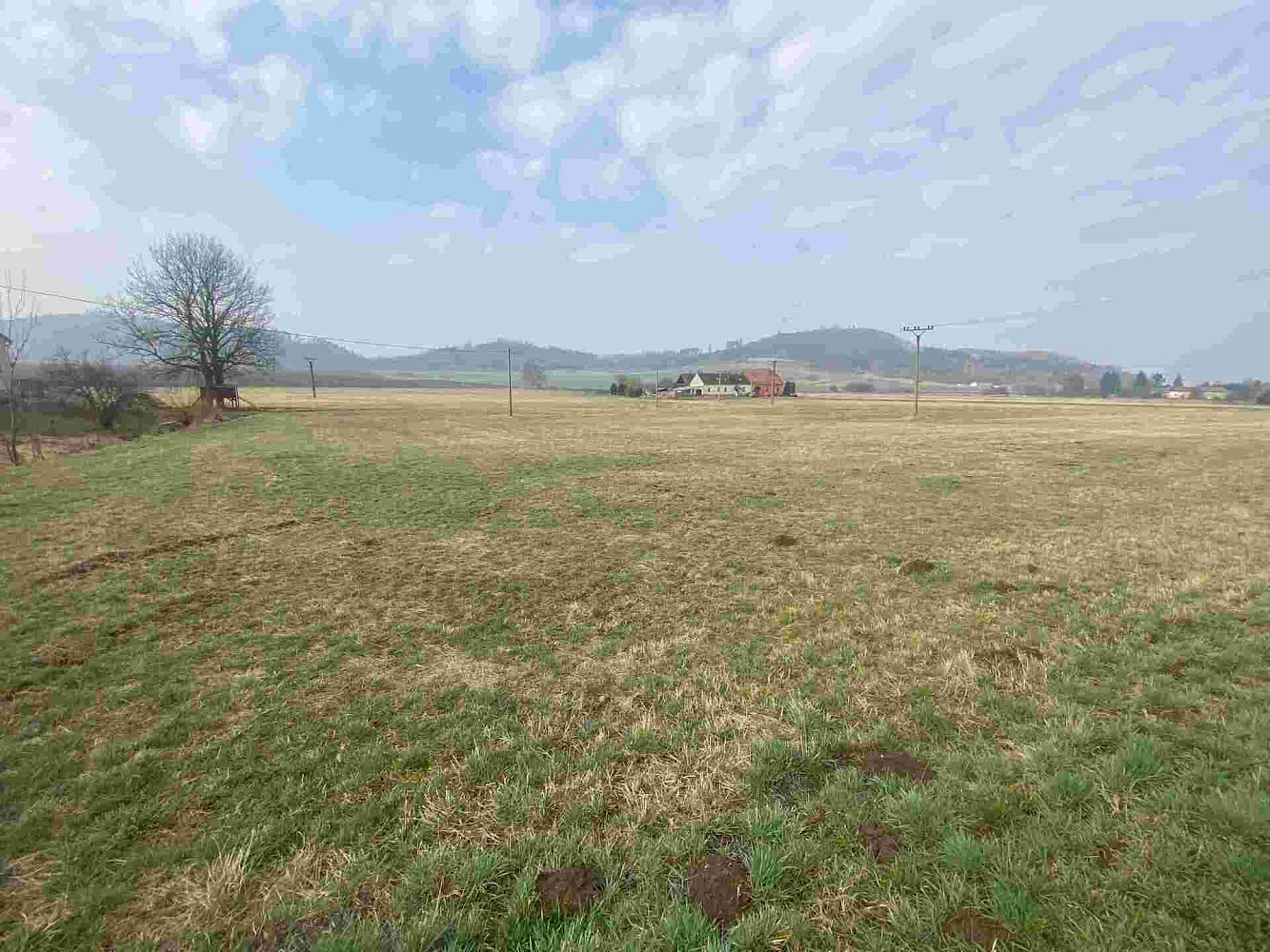 Prodej pozemku 15 629 m² rezervováno
