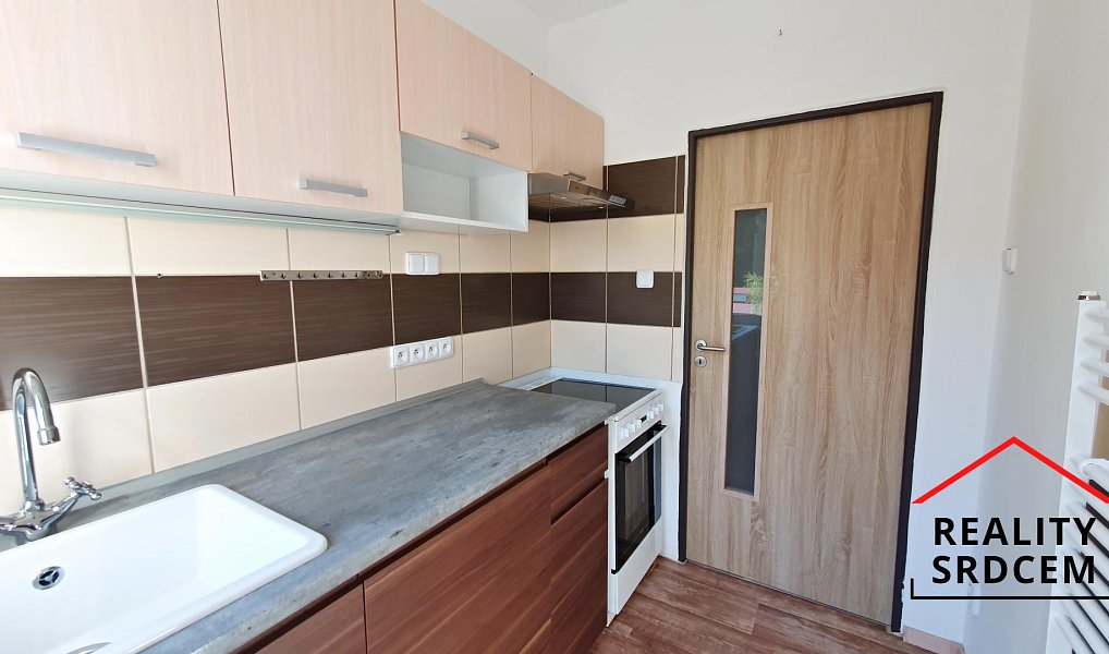 Pronájem bytu 2+1 43 m², Karolinka – náhled fotky 2