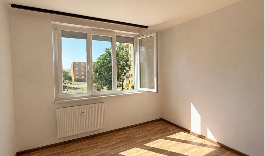 Pronájem bytu 2+kk 41 m², Žatec – náhled fotky 2