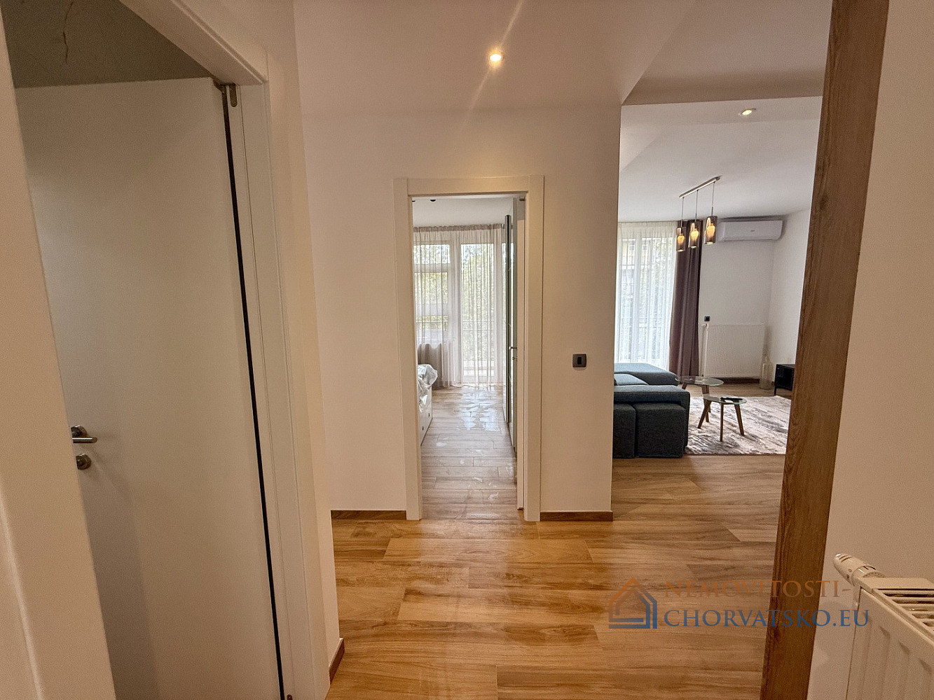 Pronájem bytu 3+kk 120 m² - Widok 6