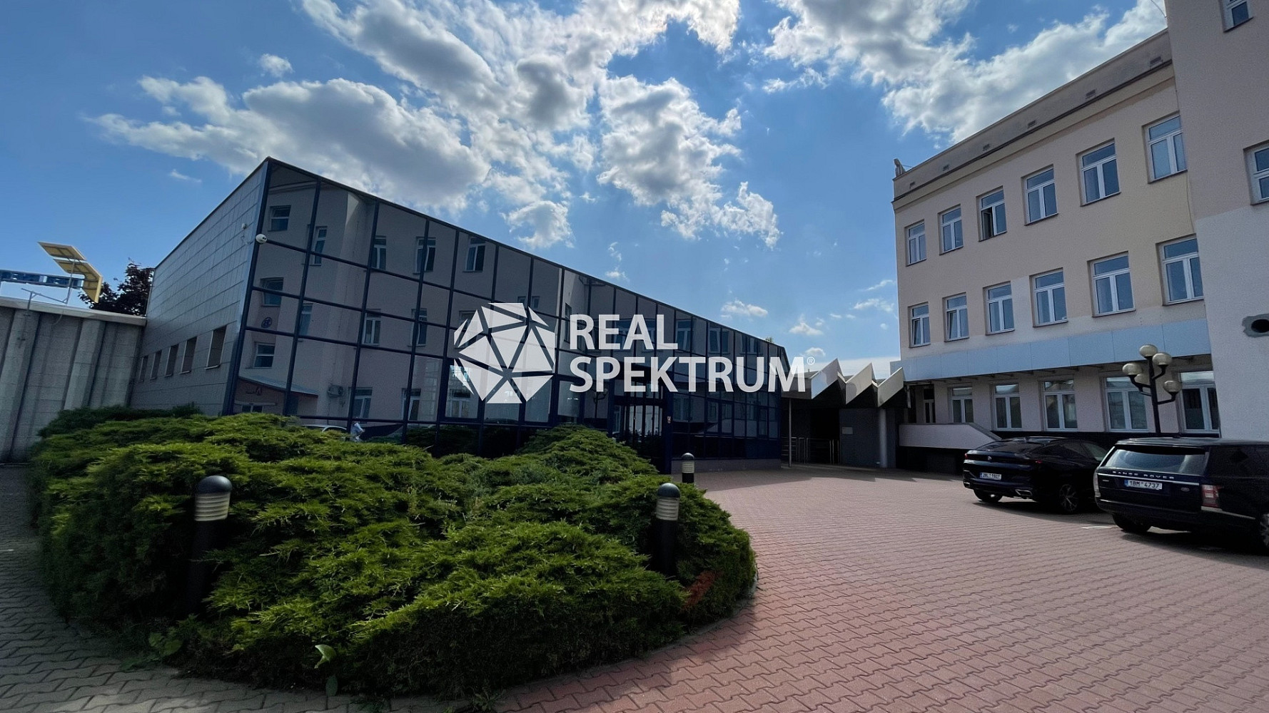 Pronájem kanceláře 484 m² – fotografie 5