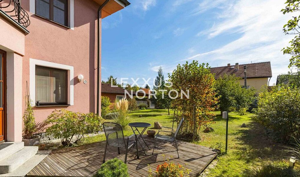 Prodej domu 316 m² s pozemkem 1 084 m², Úhonice – náhled fotky 9