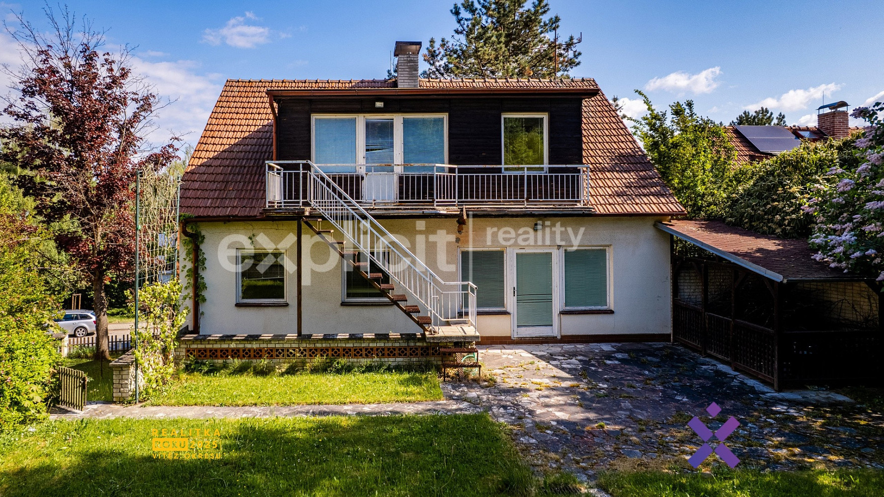 Prodej domu 322 m² s pozemkem 1 048 m²