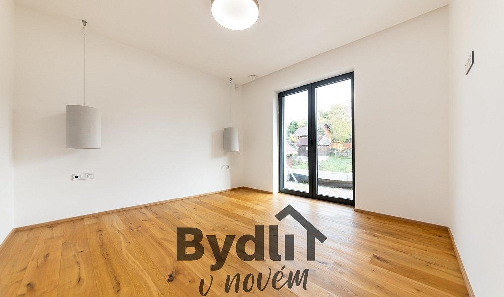 Prodej domu 184 m² s pozemkem 666 m², Fryšták – náhled fotky 13