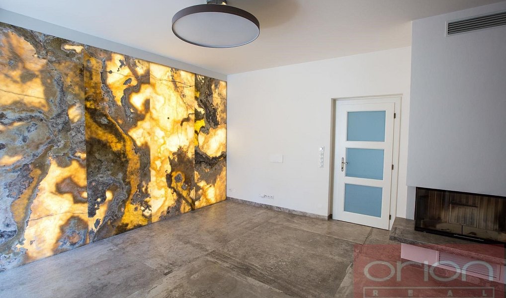 Pronájem domu 250 m² s pozemkem 351 m², Praha – náhled fotky 2