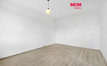 Prodej bytu 1+1 33 m², Kmochova, Ústí nad Labem - Severní Terasa