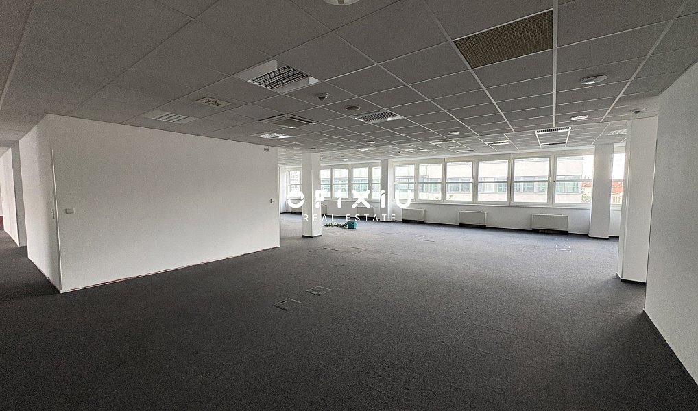 Pronájem kanceláře 1 500 m², Praha – náhled fotky 25