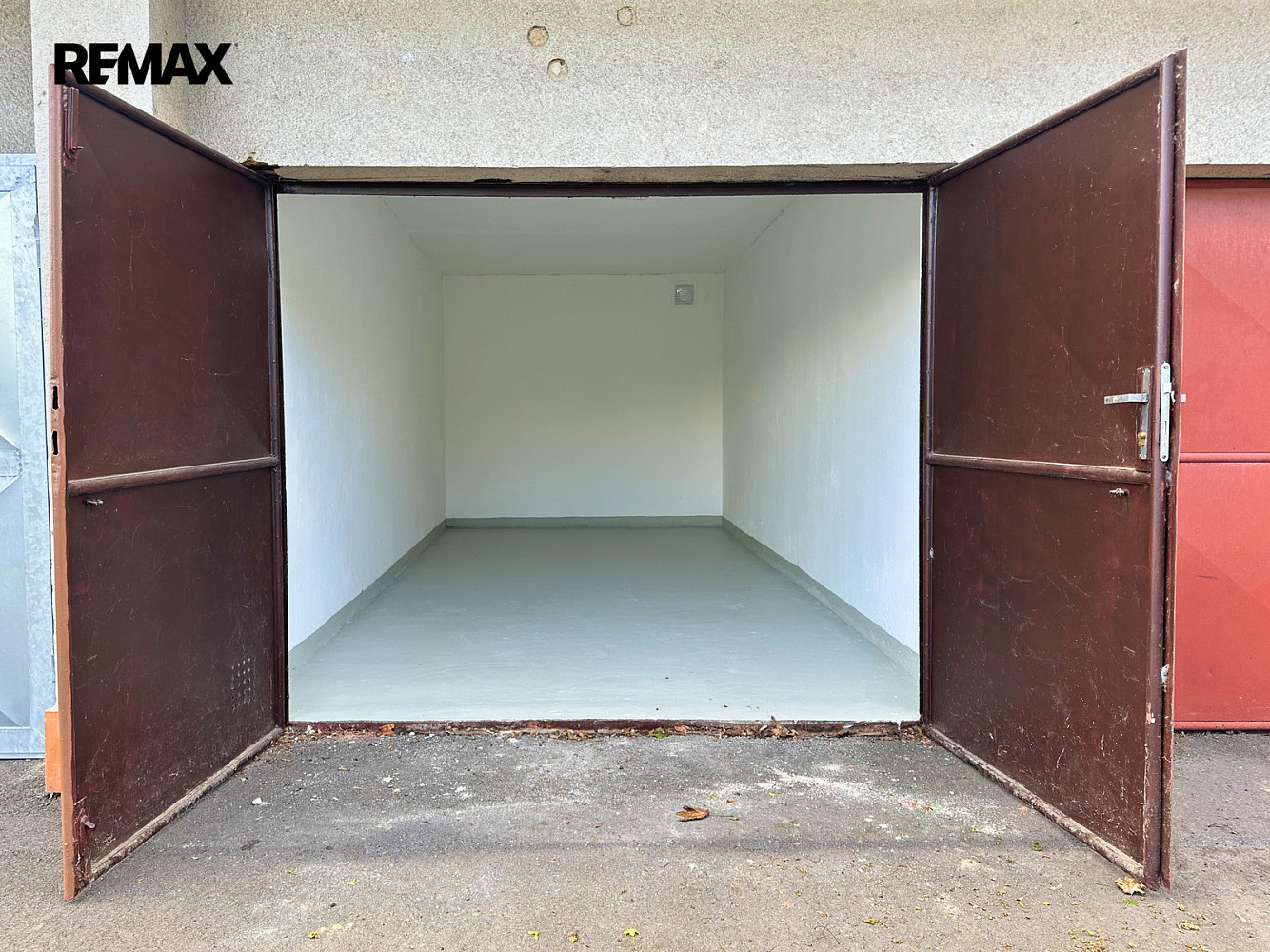 Prodej garáže 21 m2, dobroměřice — photo 3