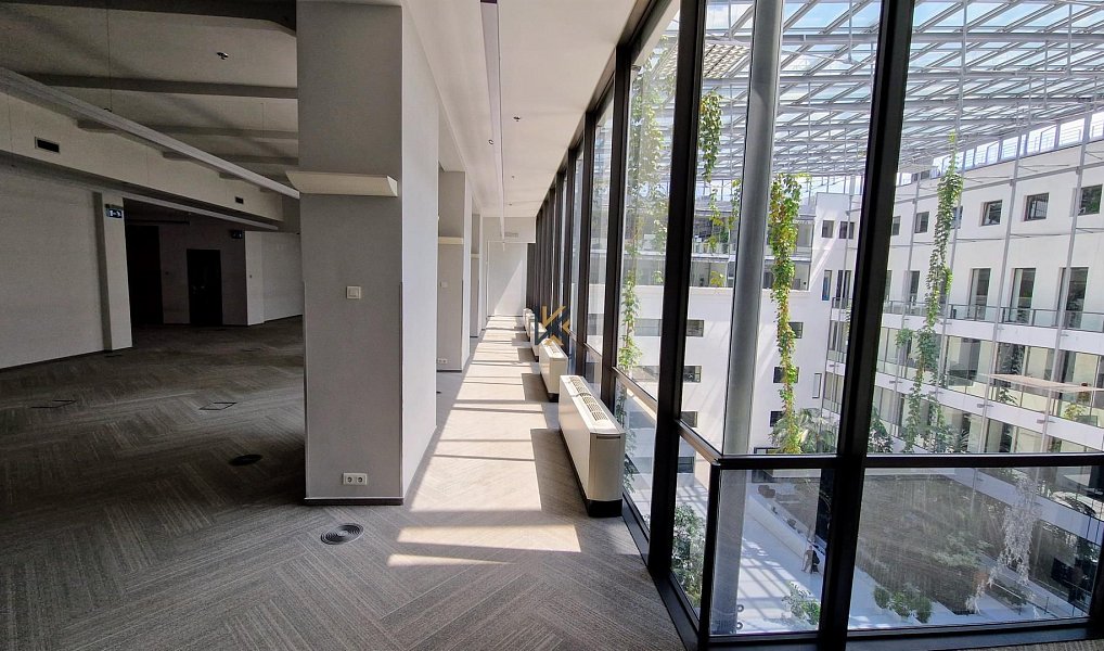 Pronájem kanceláře 434 m², Praha – náhled fotky 3