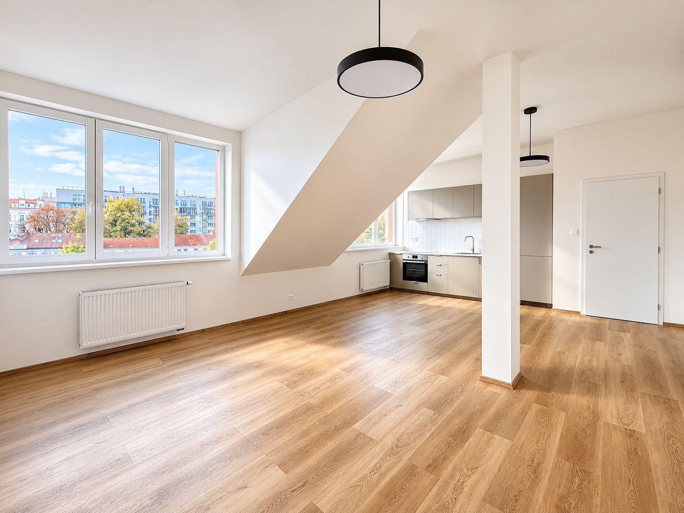 Pronájem bytu 3+kk 76 m² – fotografie 3