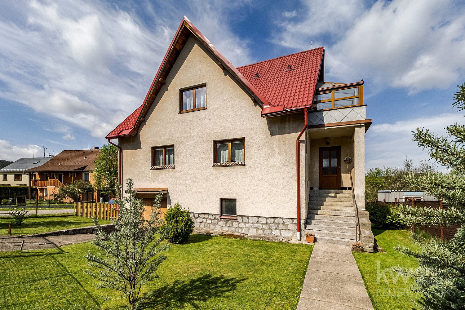 Prodej domu 262 m² s pozemkem 868 m² – fotografie 2