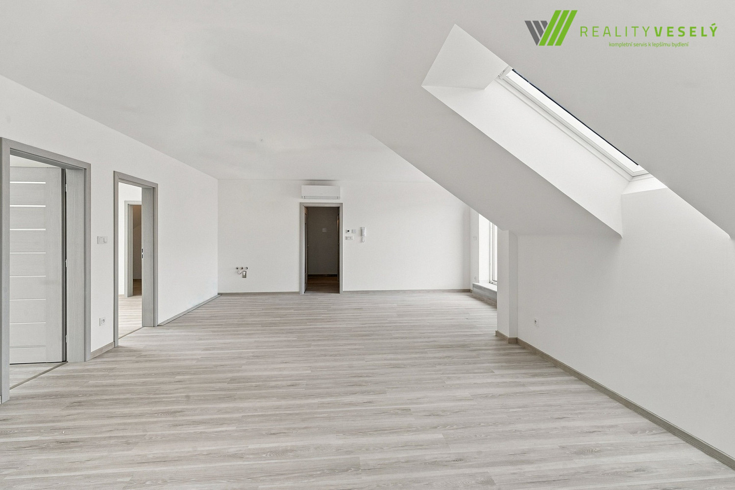 Prodej bytu 3+kk 93 m² – fotografie 3