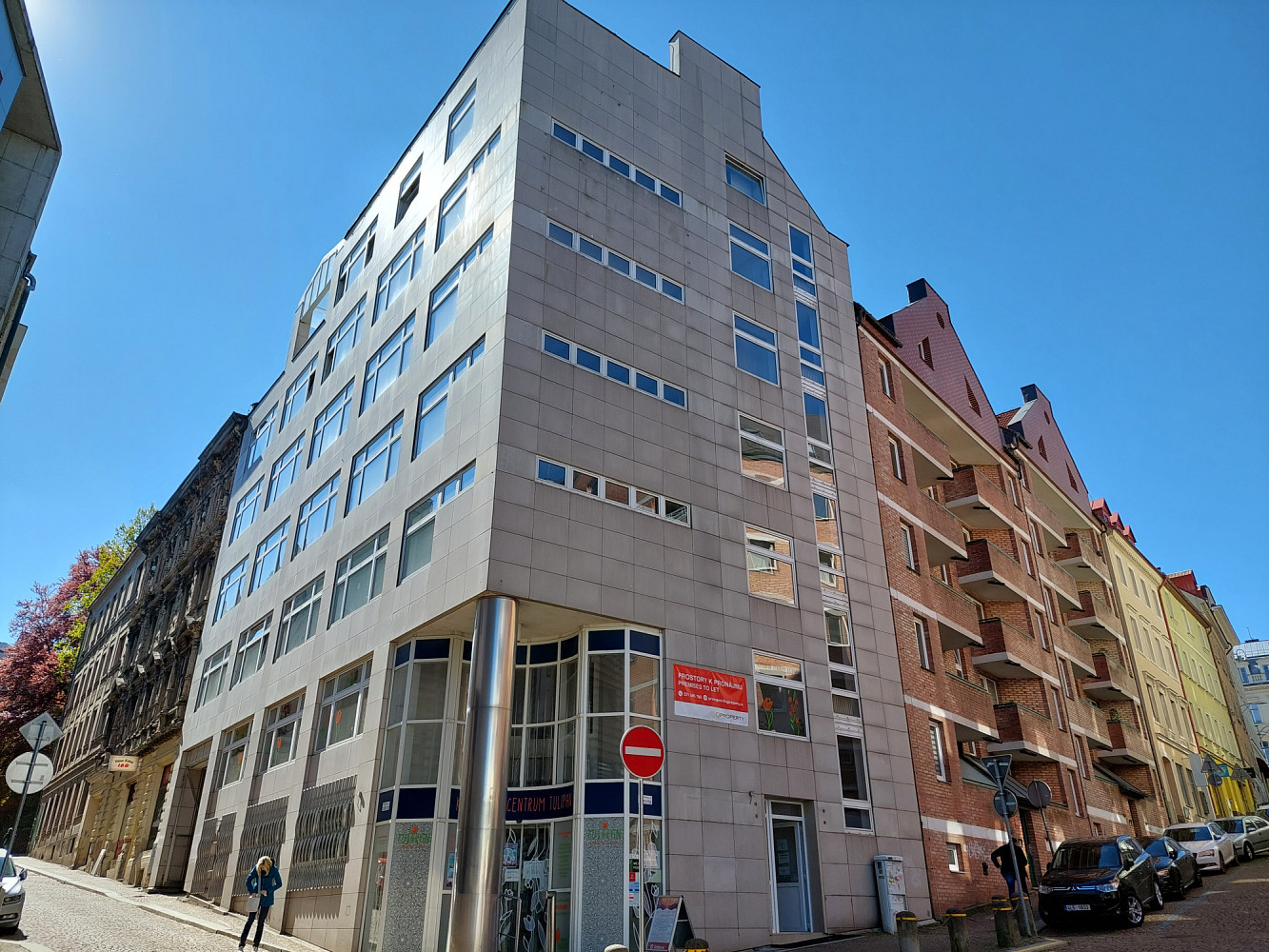 Pronájem kanceláře 30 m² - Więcej