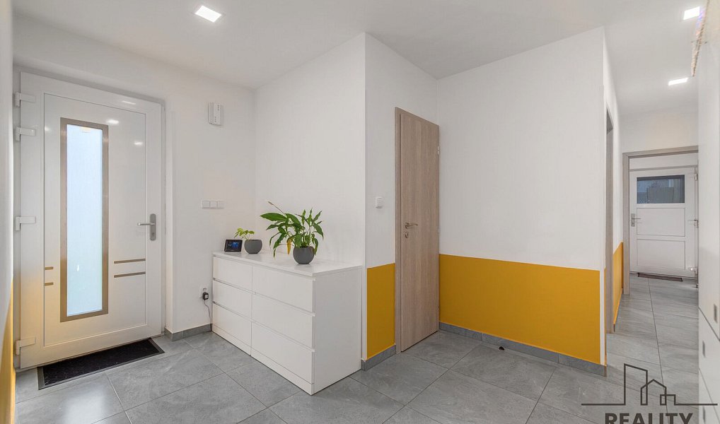 Prodej domu 99 m² s pozemkem 651 m², Kojátky – náhled fotky 11