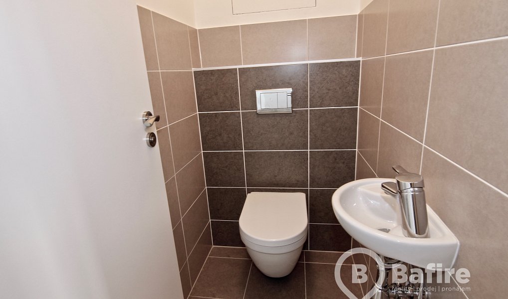 Pronájem bytu 1+kk 57 m², Olomouc – náhled fotky 13