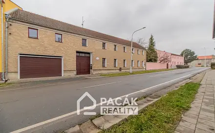 Prodej domu 660 m² s pozemkem 1 434 m², Jilemnického, Olomouc - Nedvězí