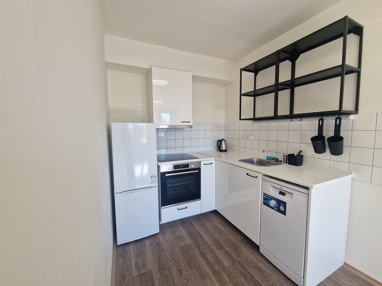 Pronájem bytu 2+kk 40 m² – fotografie 2