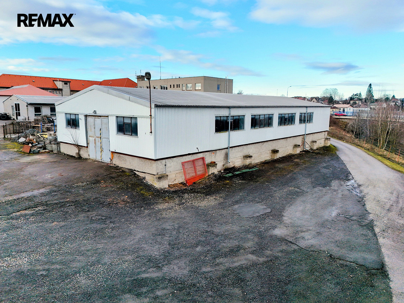 Pronájem skladovacích prostor 540 m²