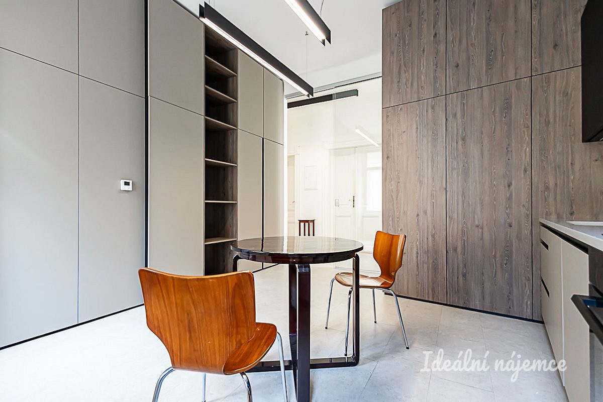 Pronájem bytu 2+1 70 m² – fotografie 5