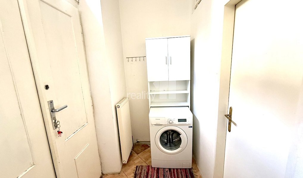 Prodej bytu 1+1 40 m², Karlovy Vary – náhled fotky 4