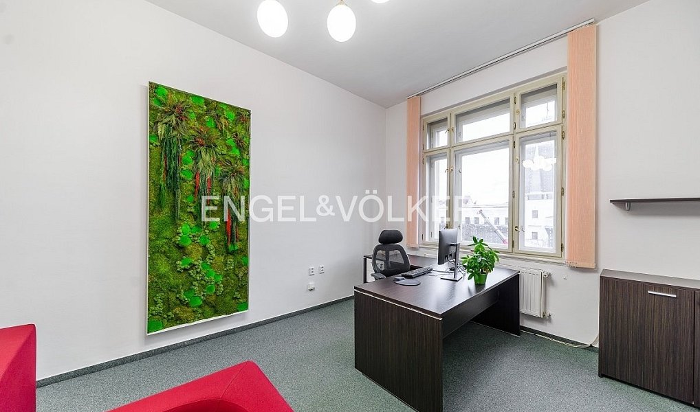 Pronájem kanceláře 226 m², Praha – náhled fotky 5