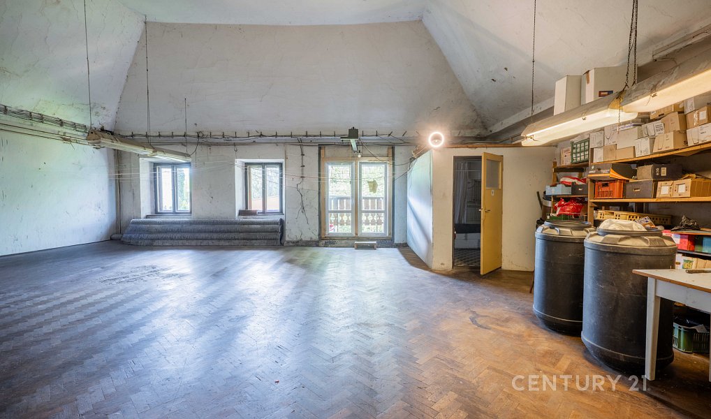 Prodej restaurace 458 m², Stachy – náhled fotky 8