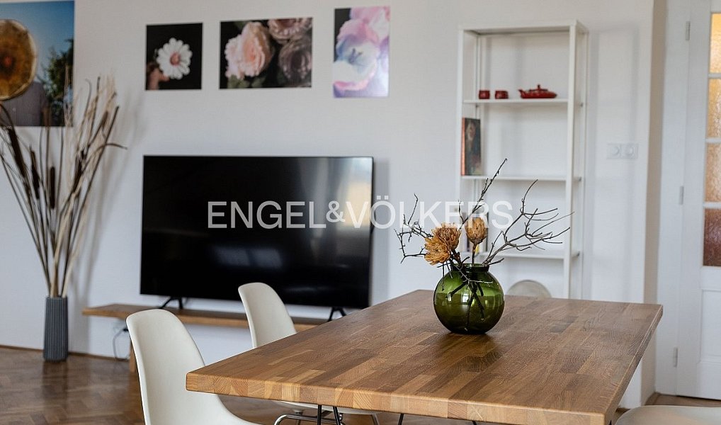 Pronájem bytu 2+1 89 m², Praha – náhled fotky 4